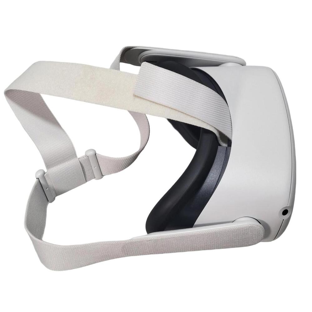 META QUEST 2 - 128GB With Box & Carry Case Only Used A Couple Times - Picture 6 of 16